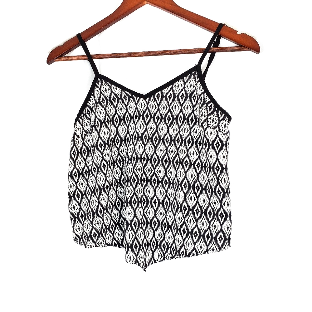 Xhilaration Black and White Cropped Tank Top